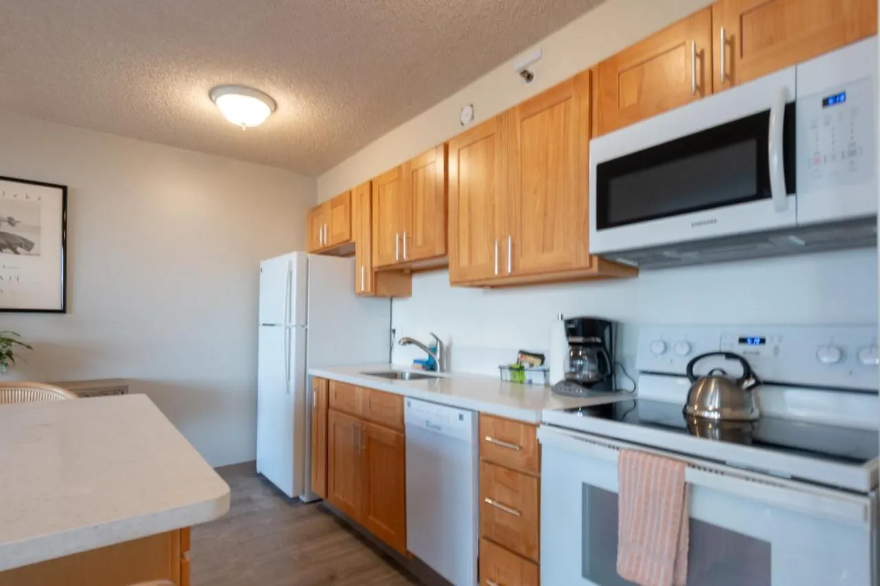 아파트 Updated Waikiki Condo With Mountain Views - 22Nd Floor, Free Parking & Wifi Condo 호놀룰루