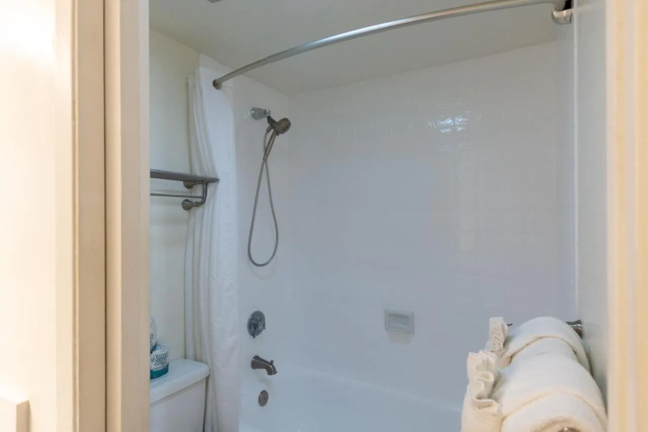 Updated Waikiki Condo With Mountain Views - 22Nd Floor, Free Parking & Wifi Condo 호놀룰루 아파트