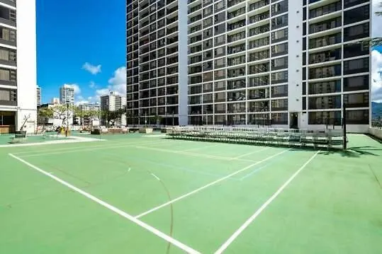Updated Waikiki Condo With Mountain Views - 22Nd Floor, Free Parking & Wifi Condo 호놀룰루 0*,  미국